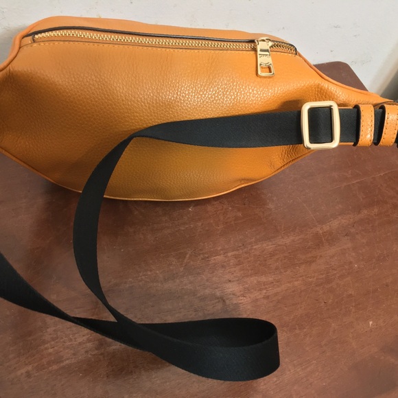 Coach Neon Orange Leather Court Belt Fanny Bag. New Without Tag - Picture 2 of 7